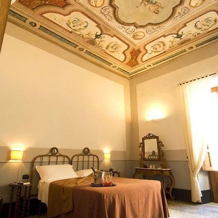 קונברסאנו Hotel Palazzo D'Erchia מראה חיצוני תמונה