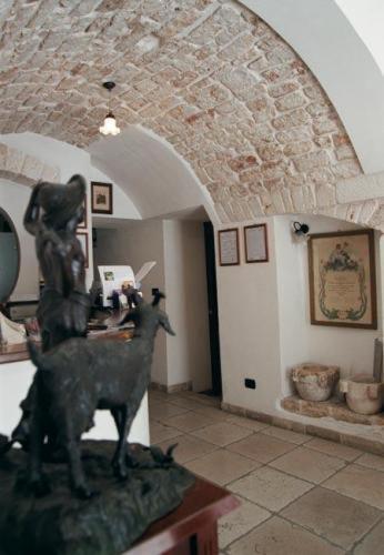 קונברסאנו Hotel Palazzo D'Erchia חדר תמונה