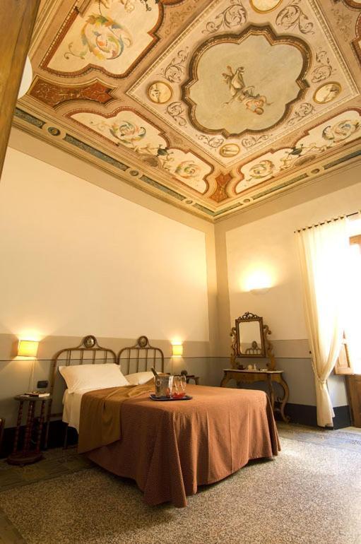 קונברסאנו Hotel Palazzo D'Erchia מראה חיצוני תמונה