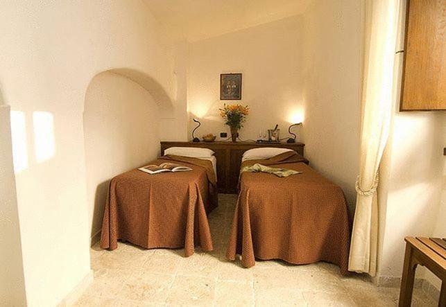 קונברסאנו Hotel Palazzo D'Erchia מראה חיצוני תמונה